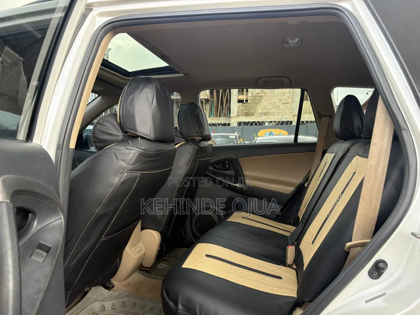 Toyota RAV4 2012 White