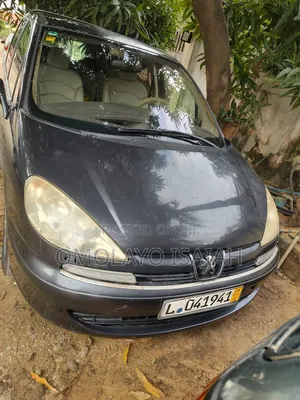 Peugeot 807 2.2 HDi SV 2009 Green