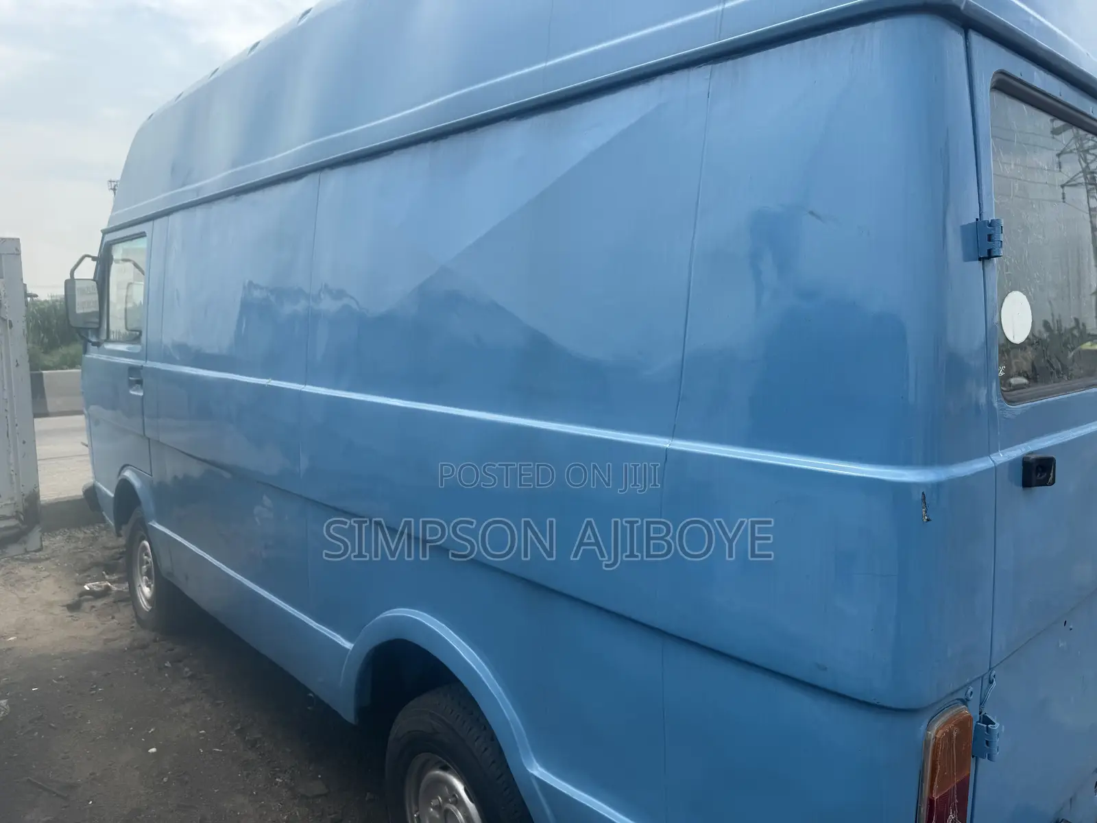 Volkswagen LT 2000 Blue