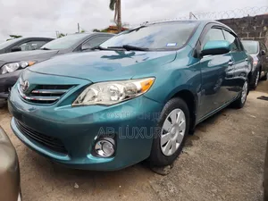 Toyota Corolla 2010 Teal