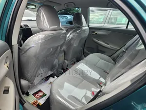 Toyota Corolla 2010 Teal