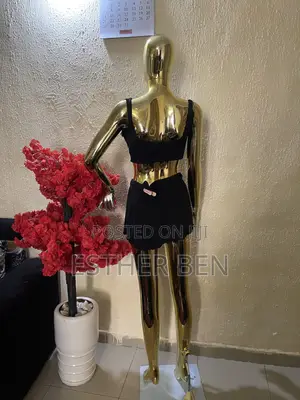 Female Gold Mannequin