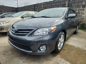 Toyota Corolla 2011 Gray