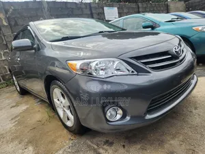 Toyota Corolla 2011 Gray