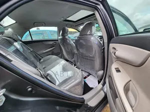 Toyota Corolla 2011 Gray