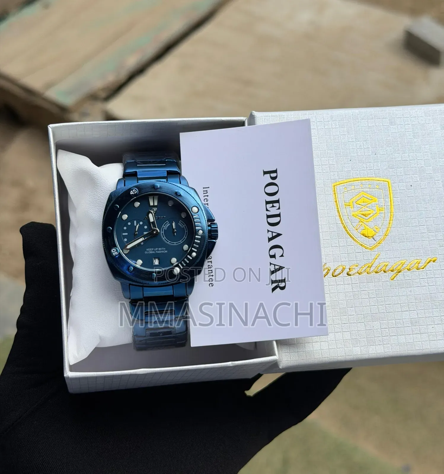 Men Wristwatch