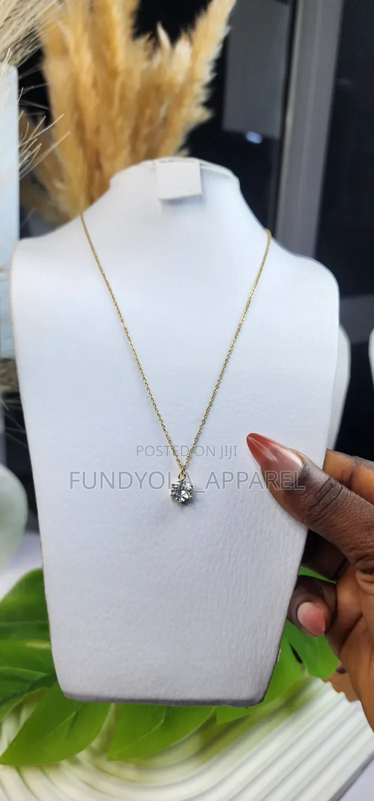 Stud Stone Pendant Necklace