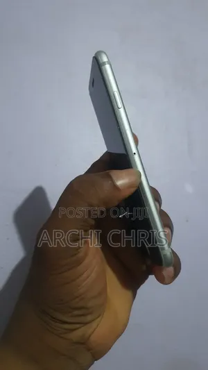 Apple iPhone 7 128 GB White