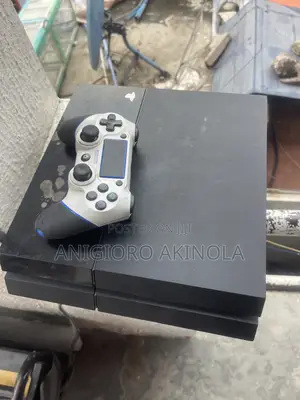 Playstation 4 Fat