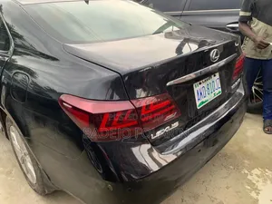 Lexus ES 350 2011 Black