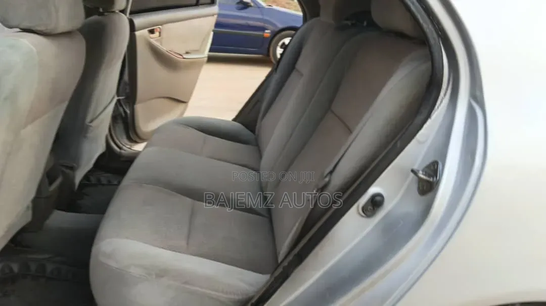 Toyota Corolla 2007 Silver