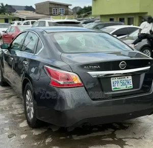 Nissan Altima 2014 Gray