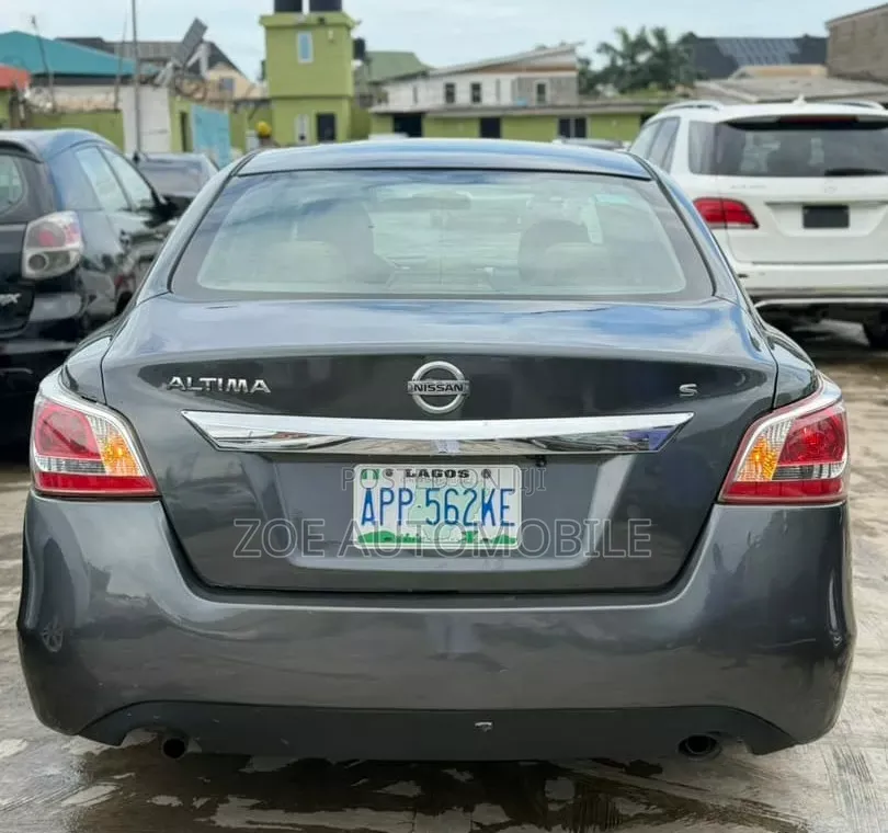 Nissan Altima 2014 Gray