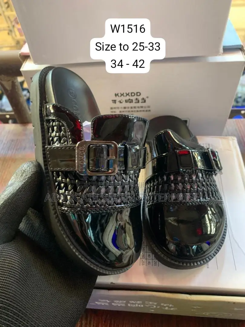 Conoli Half Shoe