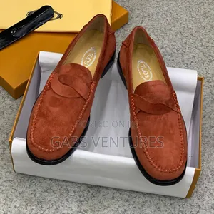 Soft Leather Suede Shoe Is Available