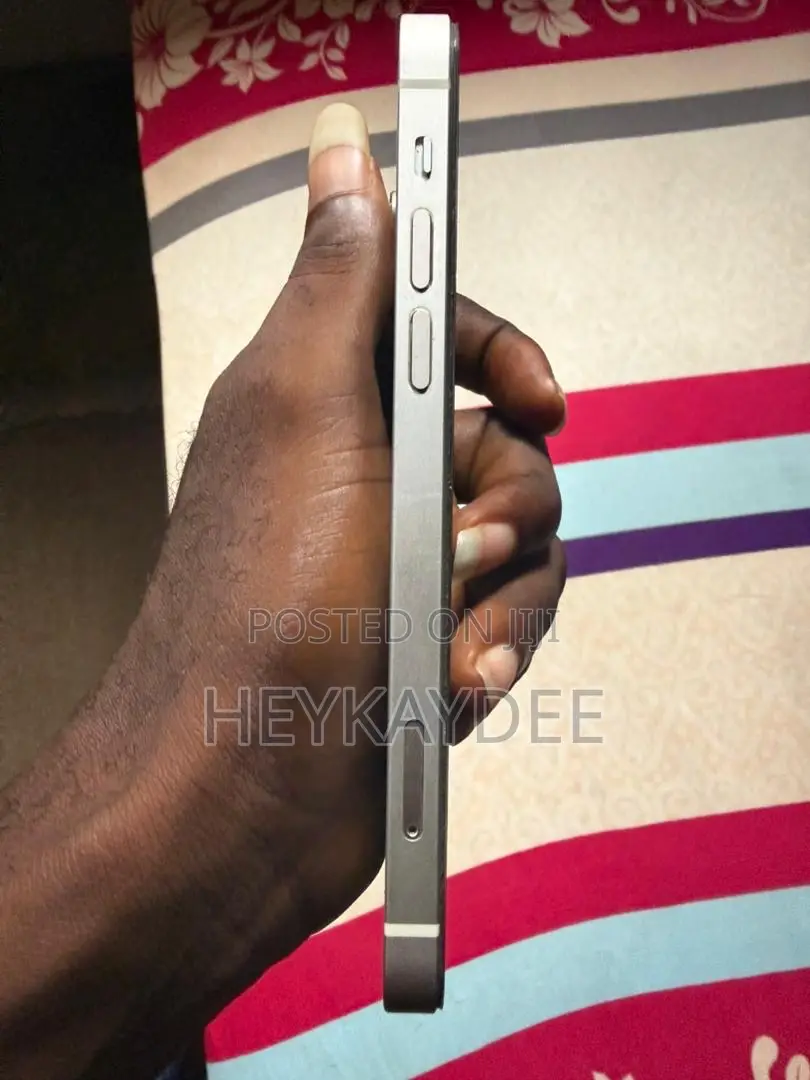 Apple iPhone 12 64 GB White