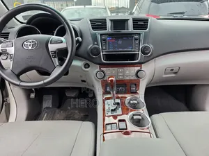 Toyota Highlander 2013 White