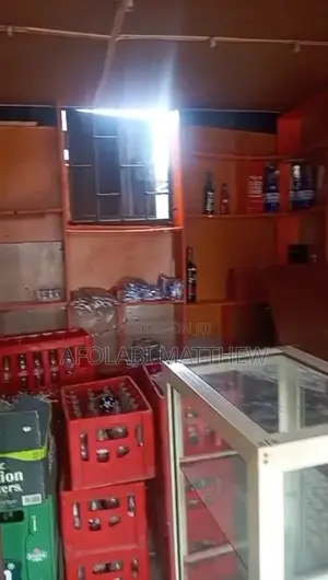 Shop Container