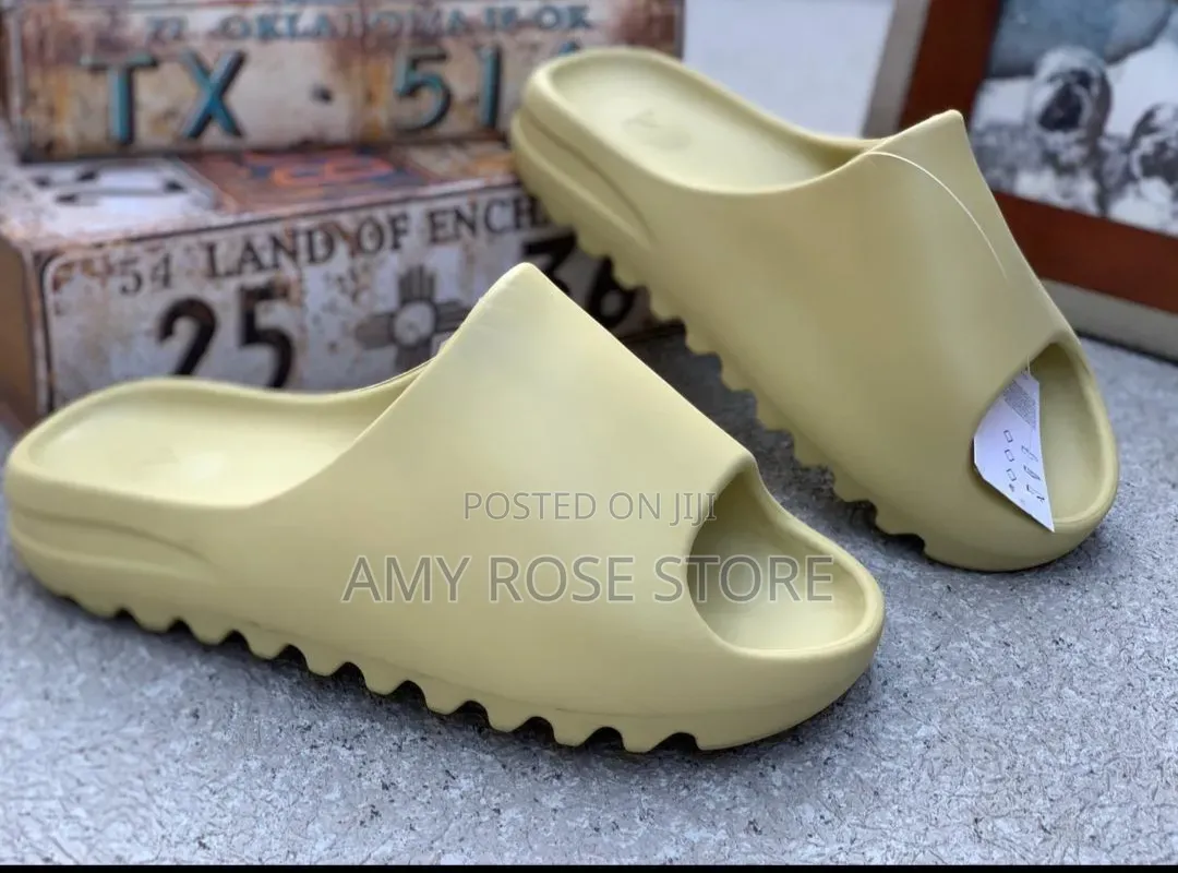 Adidas Yeezy Slide