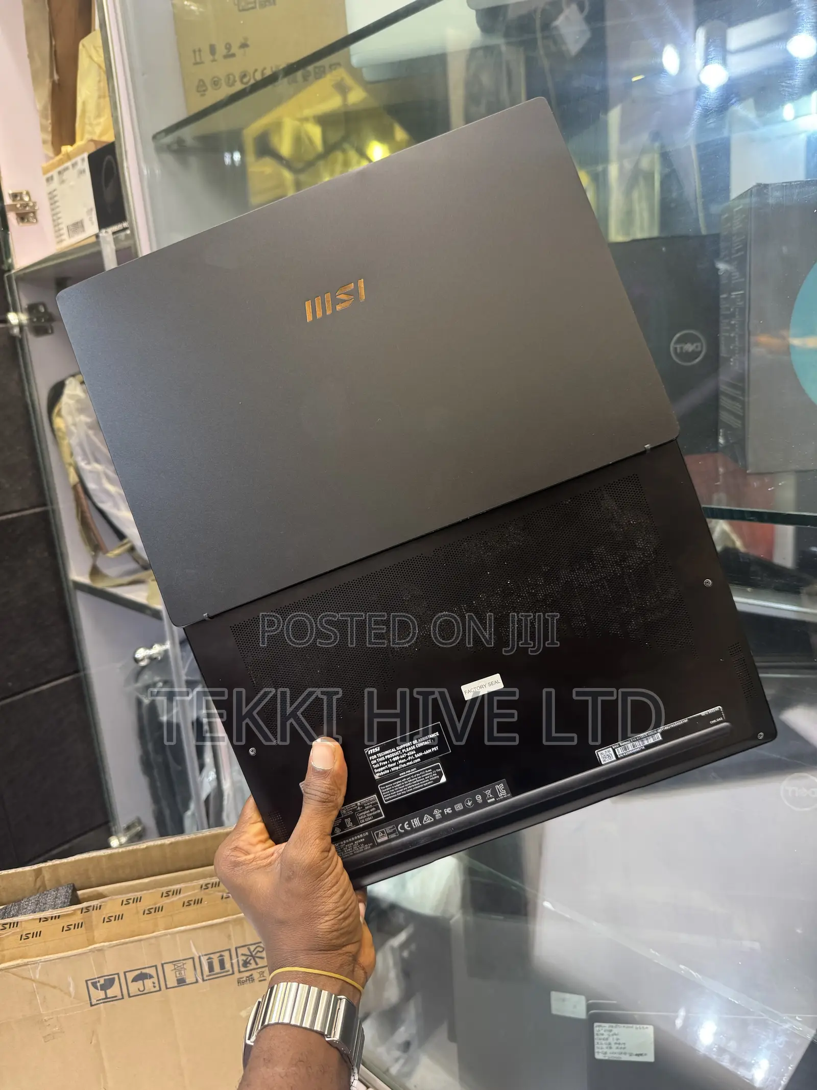 Laptop MSI Modern 14 16GB Intel Core i7 SSD 1T