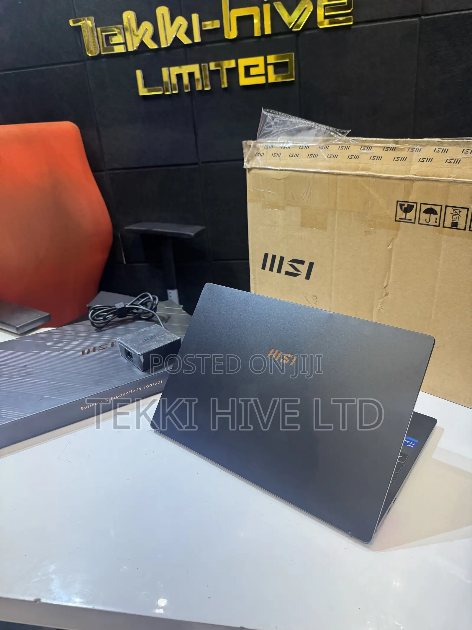 Laptop MSI Modern 14 16GB Intel Core i7 SSD 1T