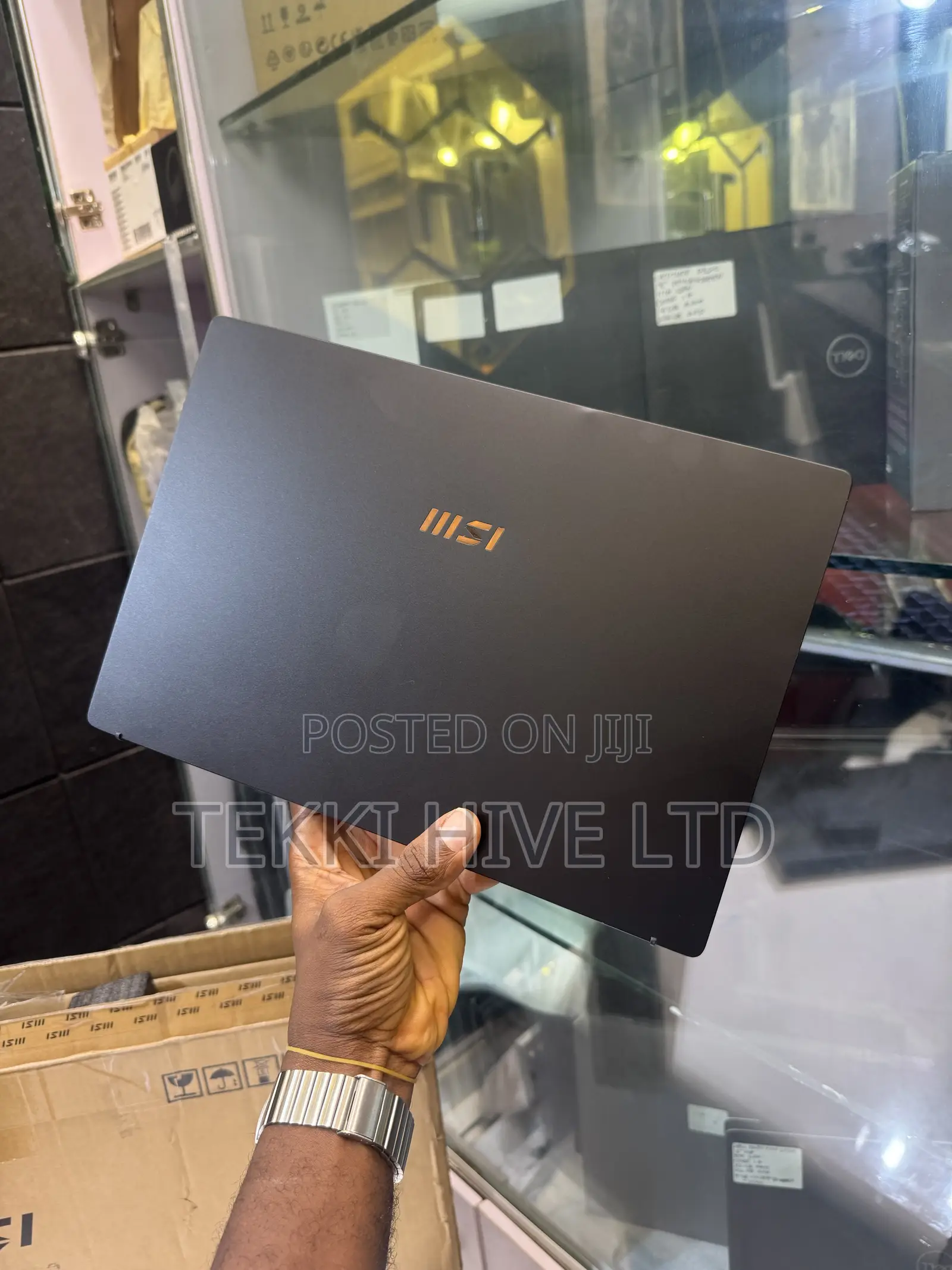 Laptop MSI Modern 14 16GB Intel Core i7 SSD 1T