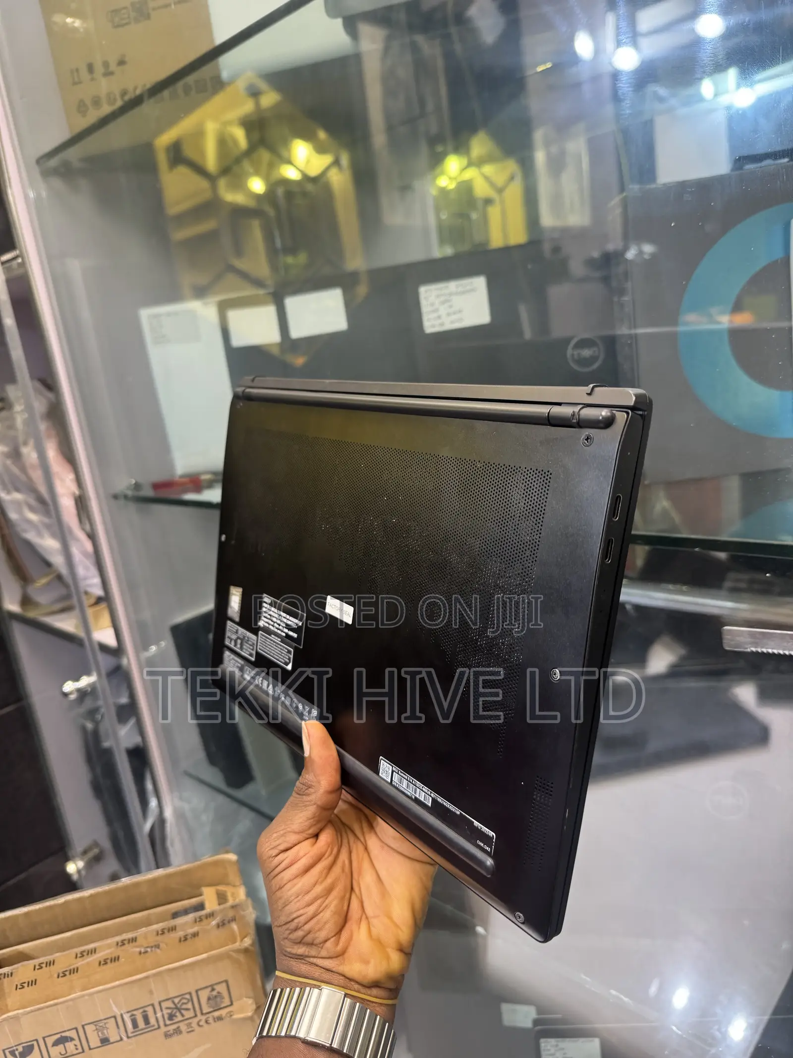 Laptop MSI Modern 14 16GB Intel Core i7 SSD 1T