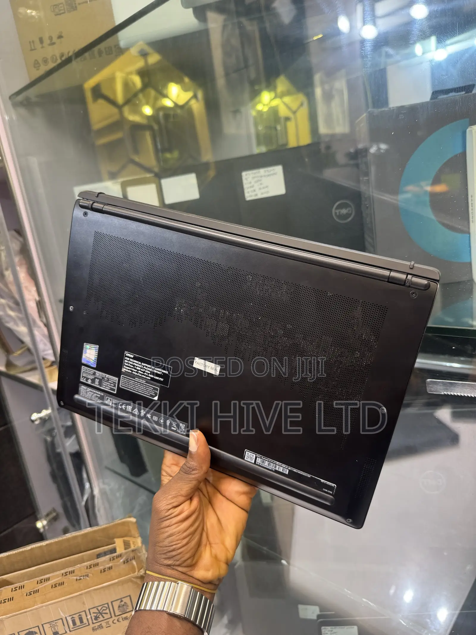Laptop MSI Modern 14 16GB Intel Core i7 SSD 1T