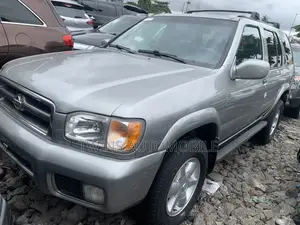 Nissan Pathfinder LE AWD SUV (3.5L 6cyl 4A) 2002 Silver