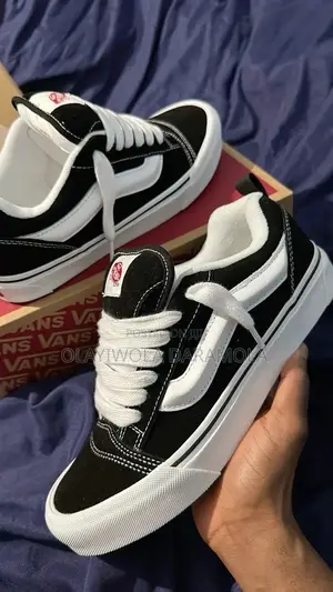 Vans Sneakers