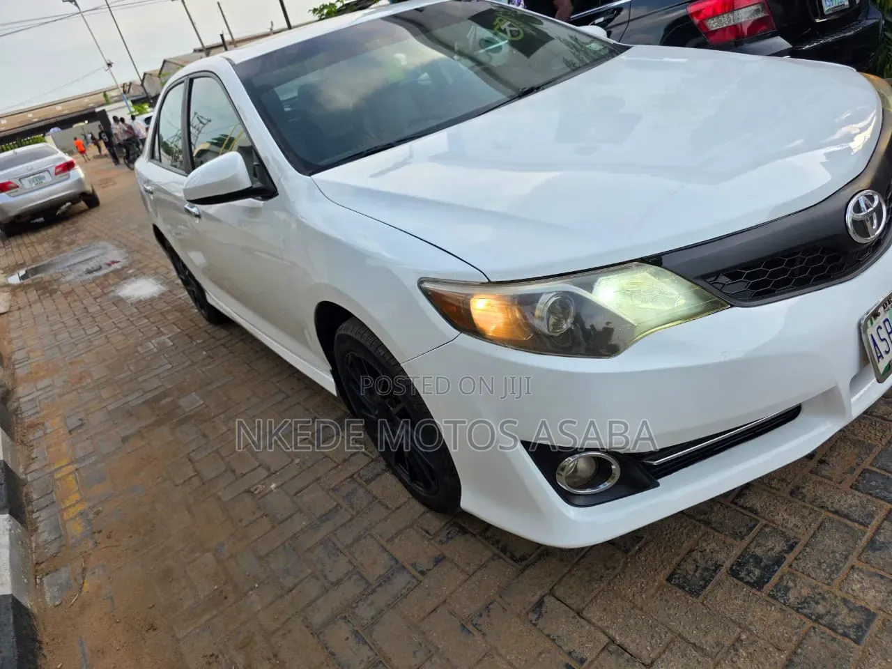 Toyota Camry 2013 White
