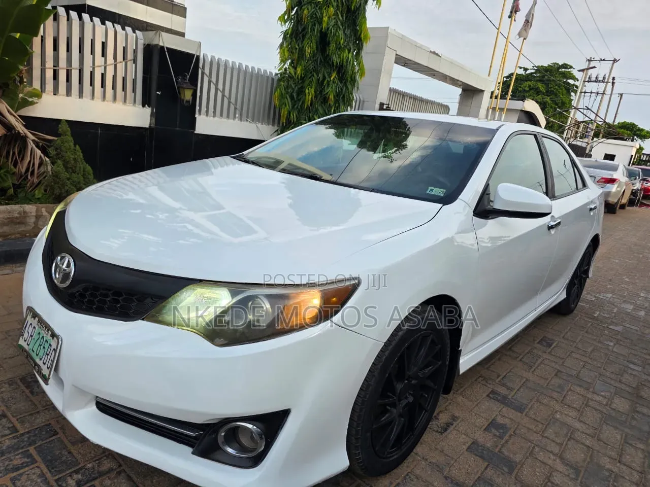 Toyota Camry 2013 White