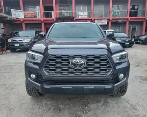Toyota Tacoma TRD Off Road Double Cab 5' Bed V6 AT 2023 Gray