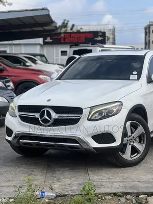 Mercedes-Benz GLC-Class 2018 White