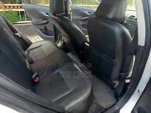 Toyota Corolla 2012 Silver