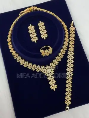 Gold Party Jewelry Set
