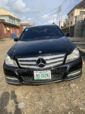 Mercedes-Benz C300 2013 Black