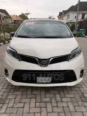 Toyota Sienna 2014 White