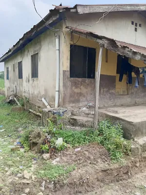 446m2 With Demolisheable Structure at Irawo Off Ikorodu Road 22m