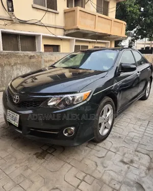 Toyota Camry 2014 Black