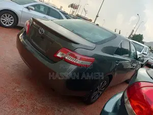 Toyota Camry 2010 Gray