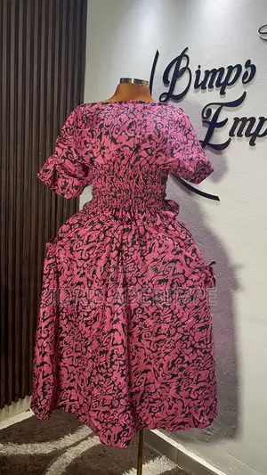 Beautiful Dress Available 2pcs