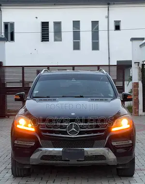 Mercedes-Benz M Class ML350 4MATIC 4dr SUV AWD (3.5L 6cyl 7A) 2015