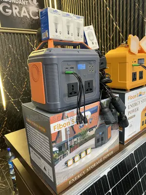 550watts Fibon Solar Generator With Panels Charger and Four Bulbs Dm