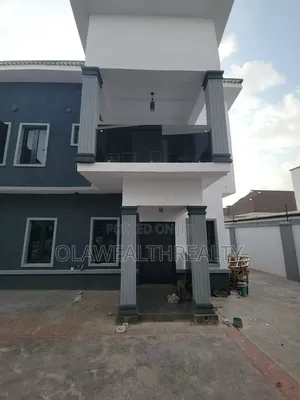 3bdrm Duplex in Kolapo Ishola Gra, Akobo for rent