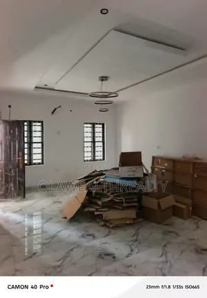 3bdrm Duplex in Kolapo Ishola Gra, Akobo for rent