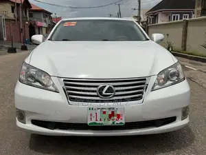 Lexus ES 350 2011 White