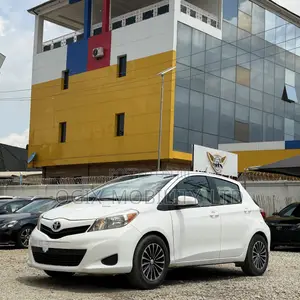 Toyota Yaris 2012 White