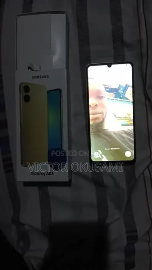 Samsung Galaxy A06 128 GB Gold