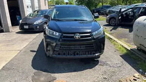 Toyota Highlander 2016 Black